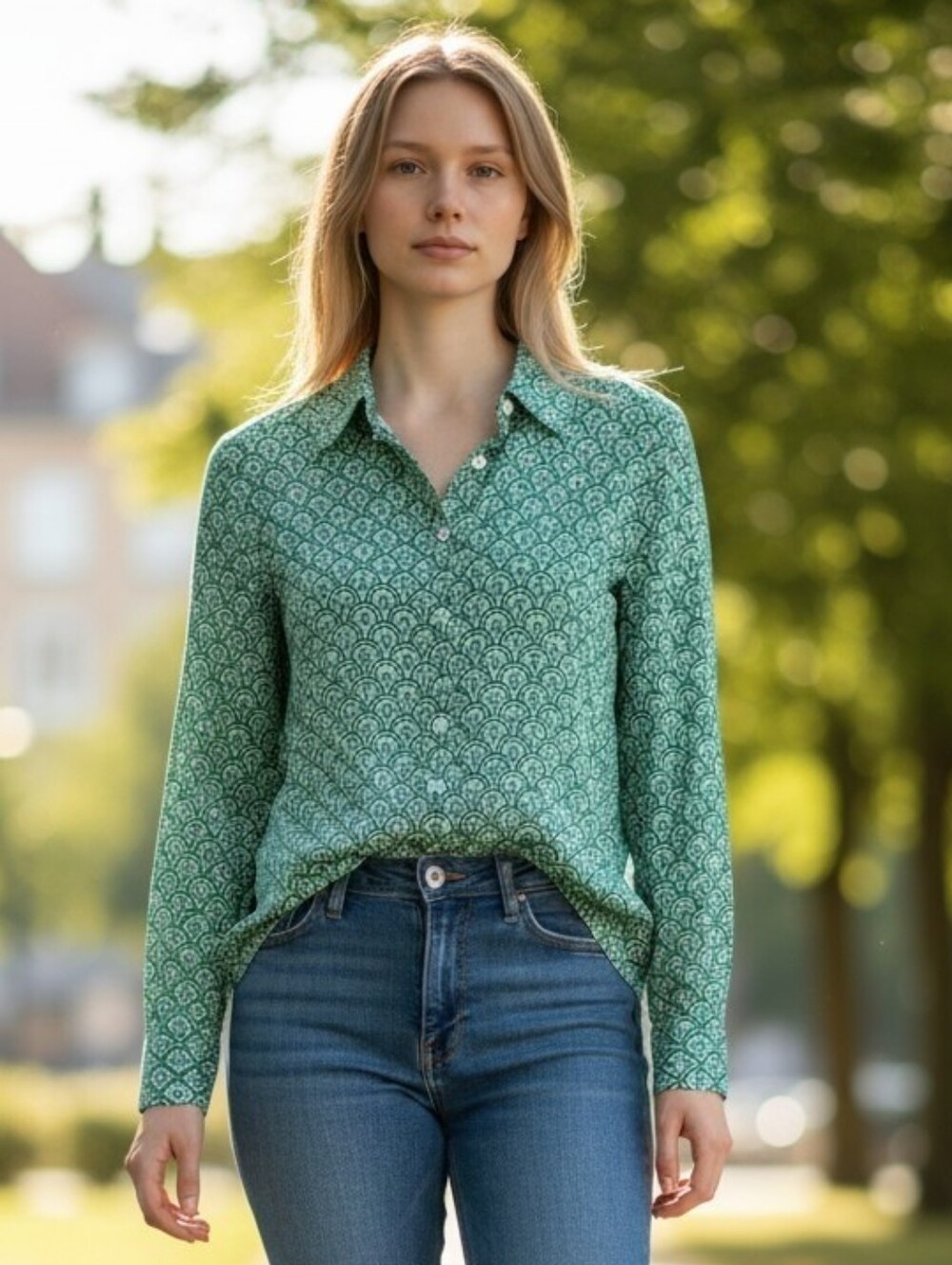 Boden Teal and White Fan-Print Button-Up Shirt